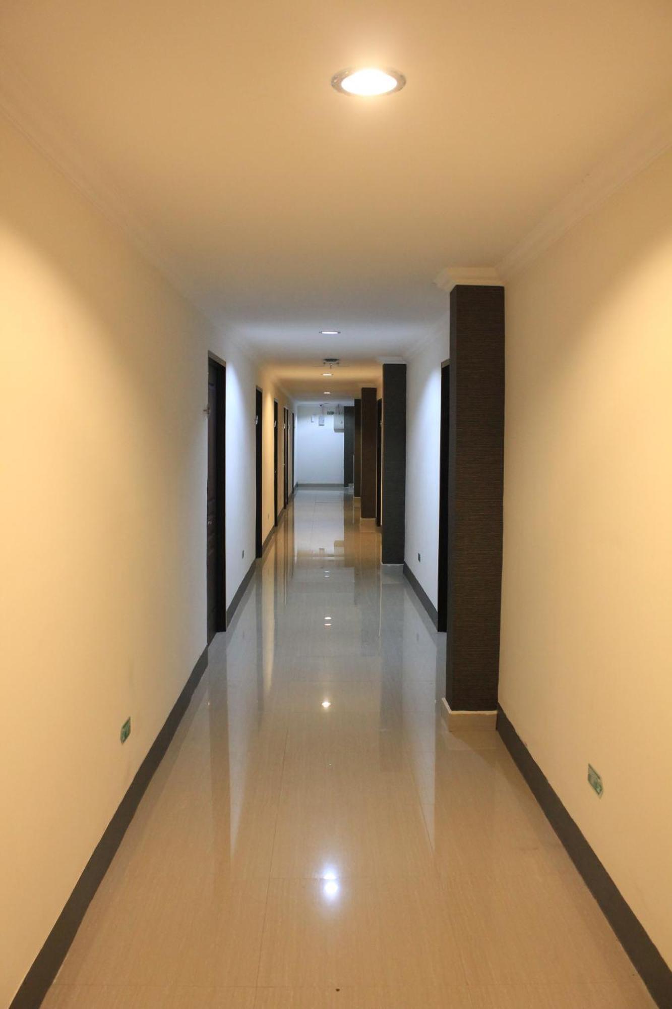 Mel'S Inn Manado Zewnętrze zdjęcie