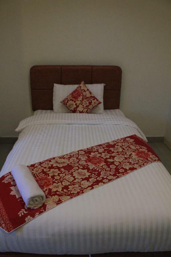 Mel'S Inn Manado Zewnętrze zdjęcie